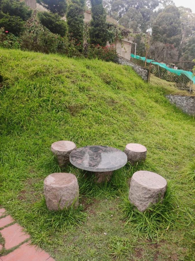 Status Hillpark Hotel Kodaikanal Exterior photo