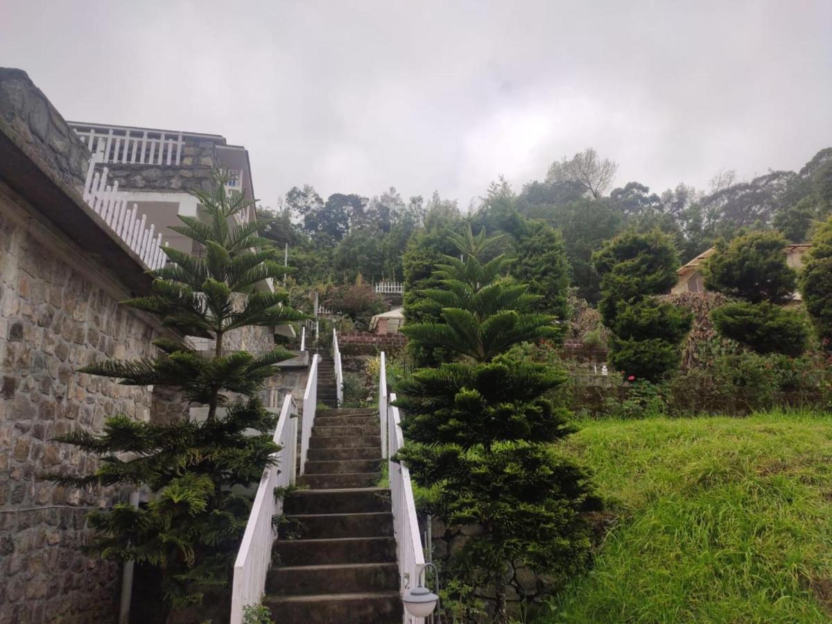 Status Hillpark Hotel Kodaikanal Exterior photo