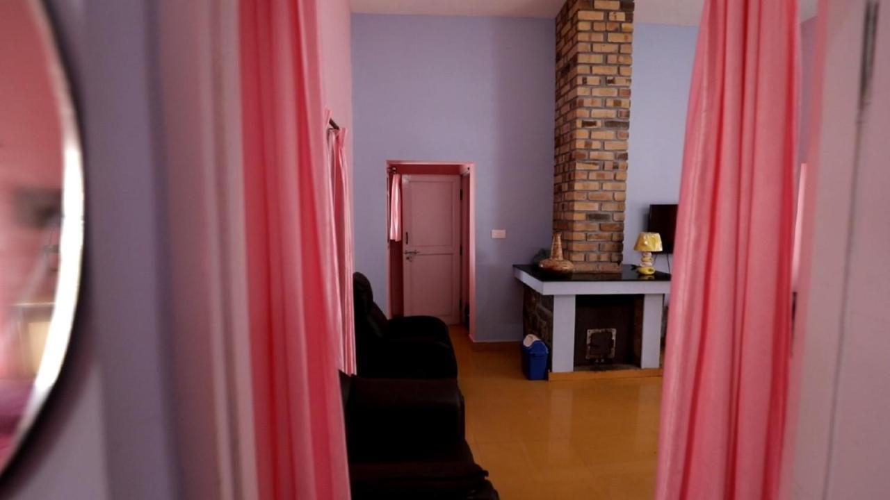 Status Hillpark Hotel Kodaikanal Exterior photo