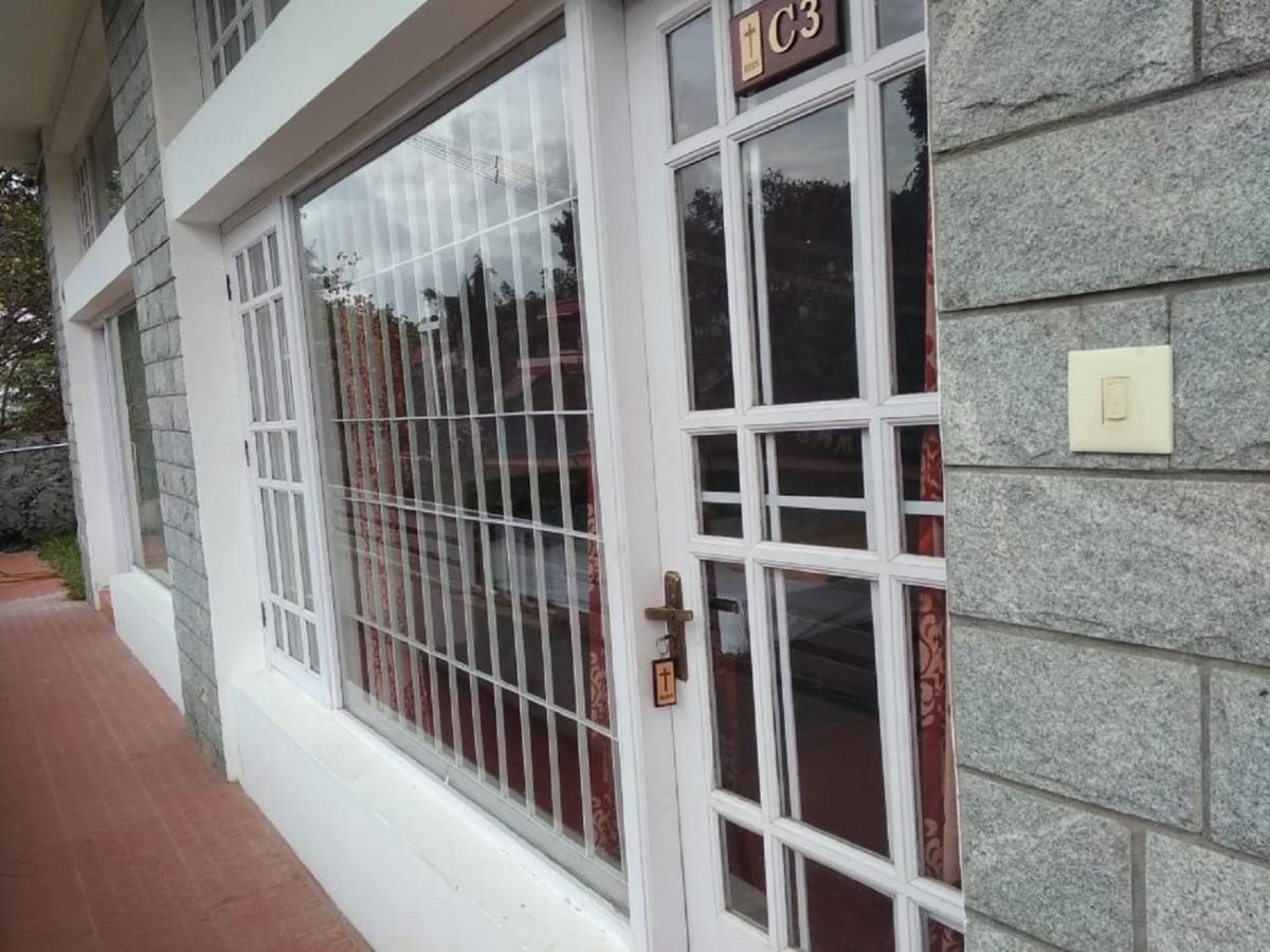 Status Hillpark Hotel Kodaikanal Exterior photo